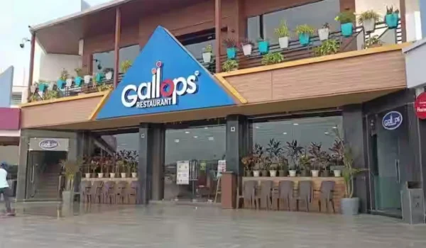 Gallops Food Plaza