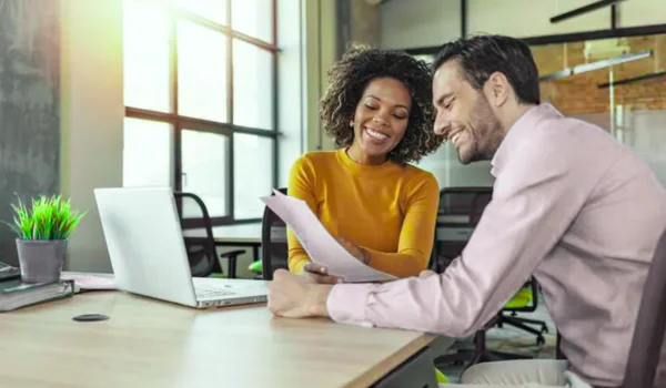 How to Become a Business Consultant